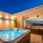 Penthouse With Roof Terrace With Jacuzzi Apartment Zadar