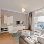 Penthouse With Roof Terrace With Jacuzzi * Zadar