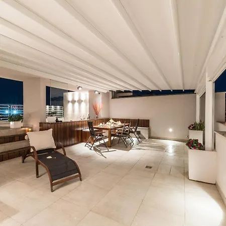 Penthouse With Roof Terrace With Jacuzzi * 扎达尔