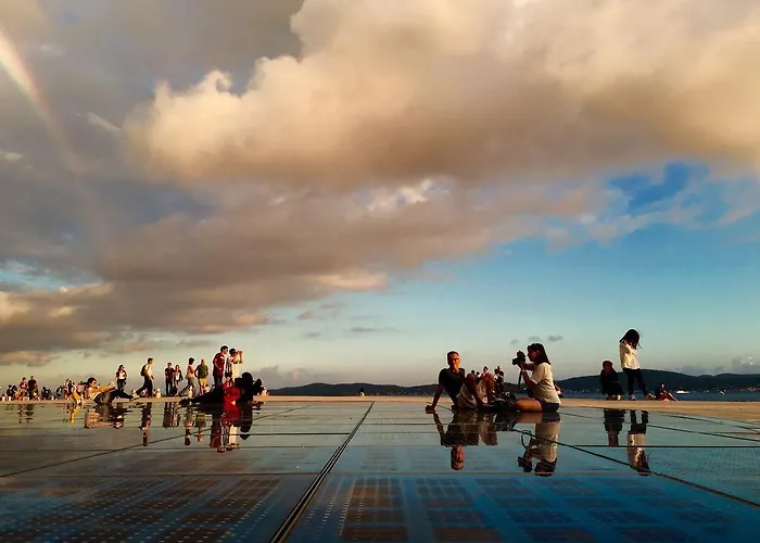 Lägenhet Penthouse With Roof Terrace With Jacuzzi Zadar