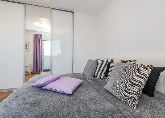 Lägenhet Penthouse With Roof Terrace With Jacuzzi